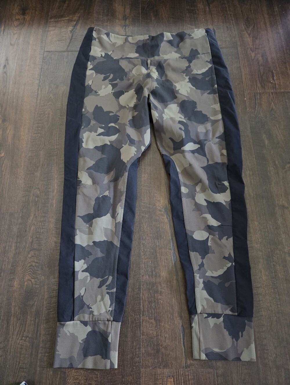 Athleta Womens Camo Jogger Pants Size Xl
